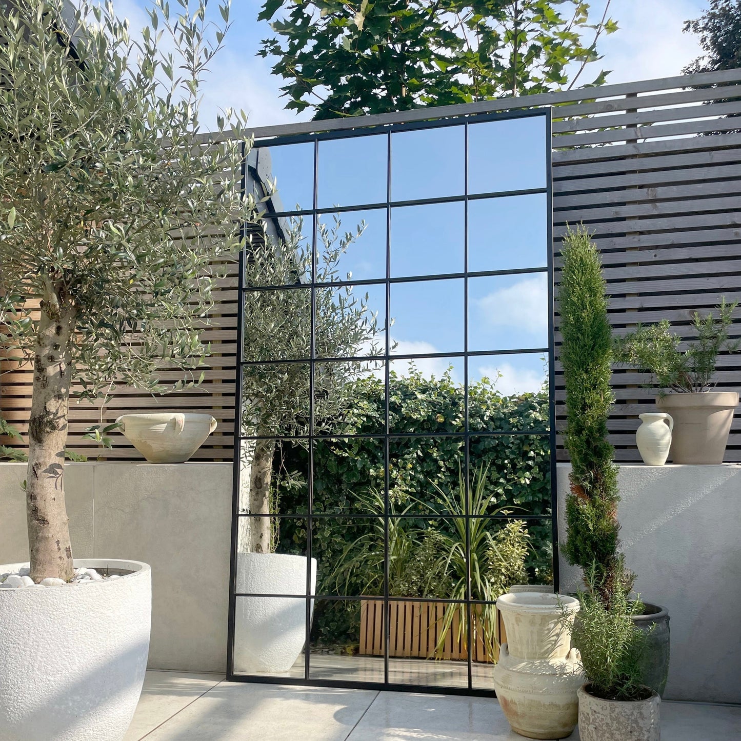 Haus Brooklyn – Extra großes Ganzkörperspiegel aus schwarzem Metall (210 cm x 120 cm)