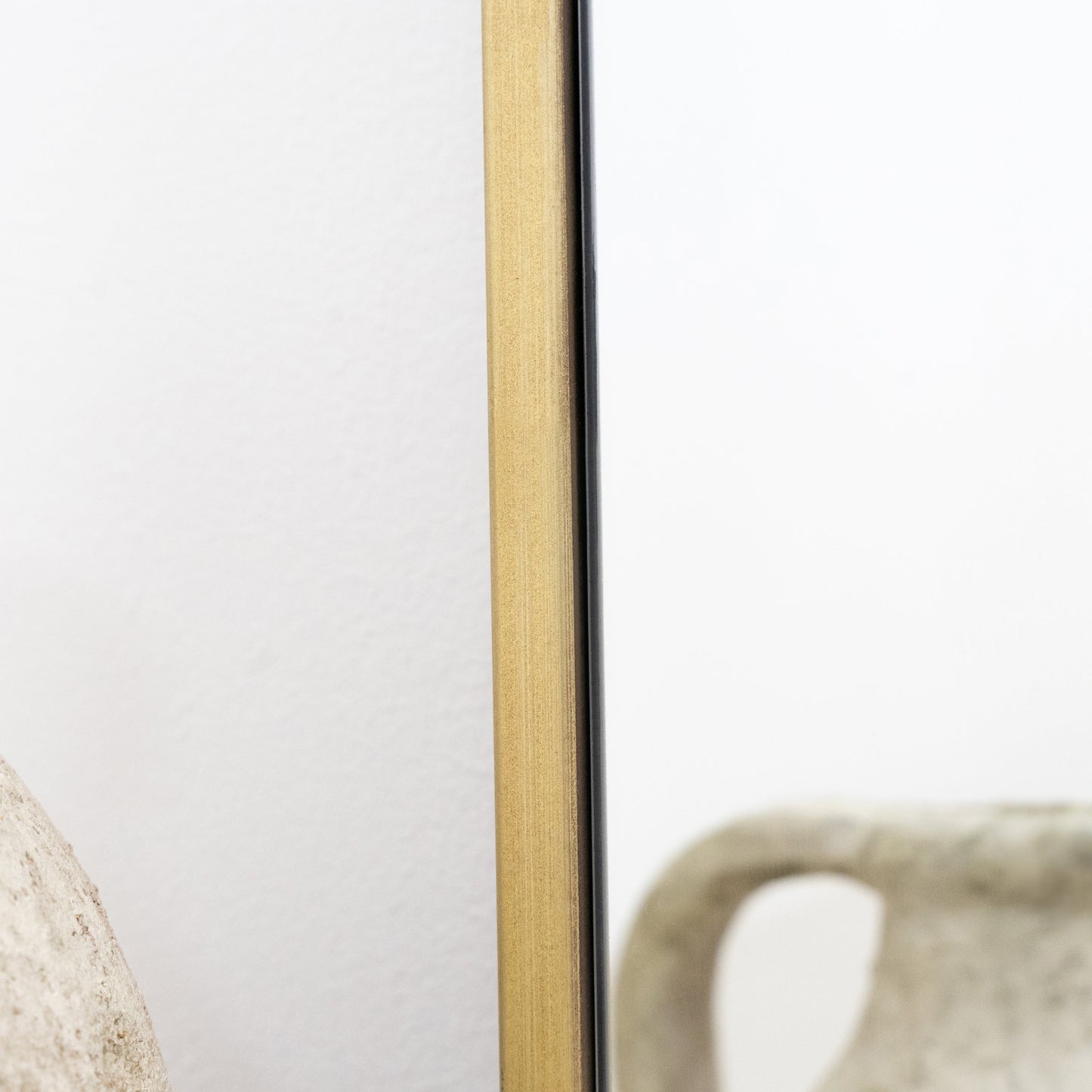 Haus Liberty – Großer, gebogener Ganzkörperspiegel aus goldfarbenem Metall (160 cm x 60 cm)