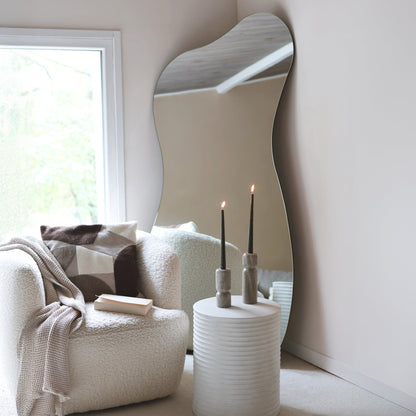 Haus Edge – Großer Ganzkörperspiegel ohne Rahmen im Pond-Stil (170 cm x 80 cm)