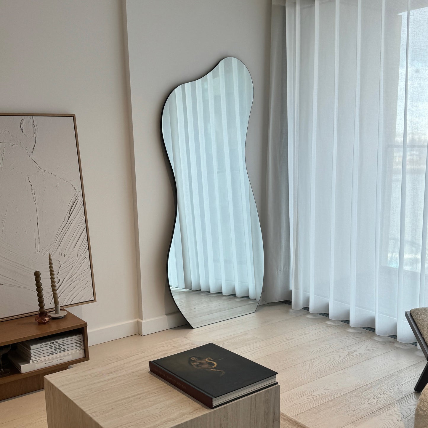 Haus Edge – Großer Ganzkörperspiegel ohne Rahmen im Pond-Stil (170 cm x 80 cm)