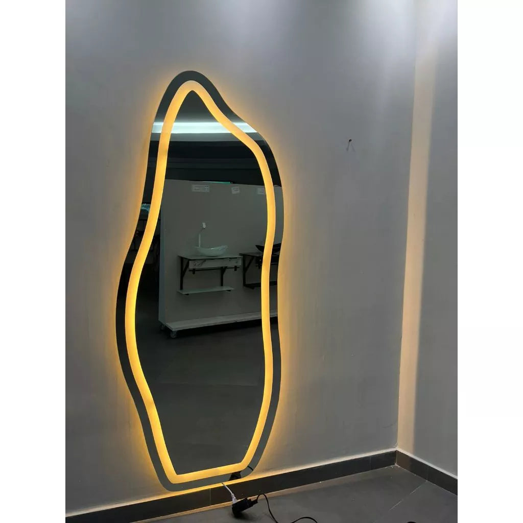 Haus Theo - Organischer Spiegel Flame E06 150x60cm 170x70cm Mit Warmweißem Matt-LED 3000k